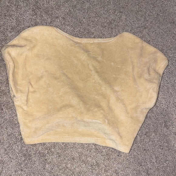 Boohoo Twist Front Crop Top - Picture 2 of 3